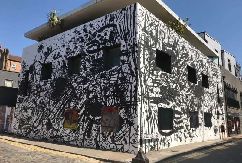 Feinschmecker mural by Sue Webster painted on the Dirty House building in Shoreditch London