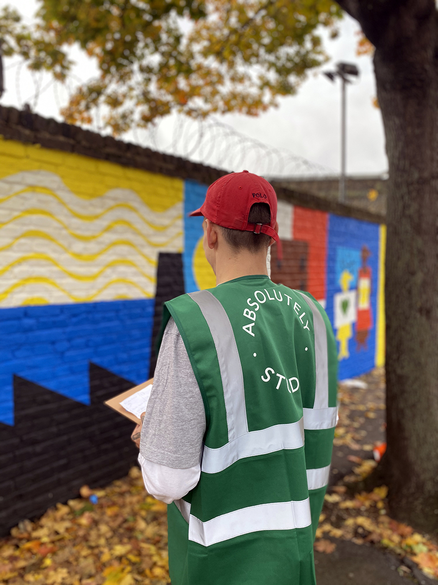 London mural team - professional artists for hire