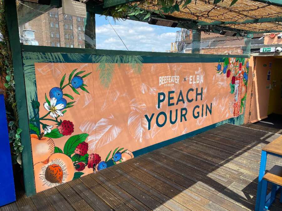 Absolutely-Studio---Beefeater-London-mural-at-Bar-Elba