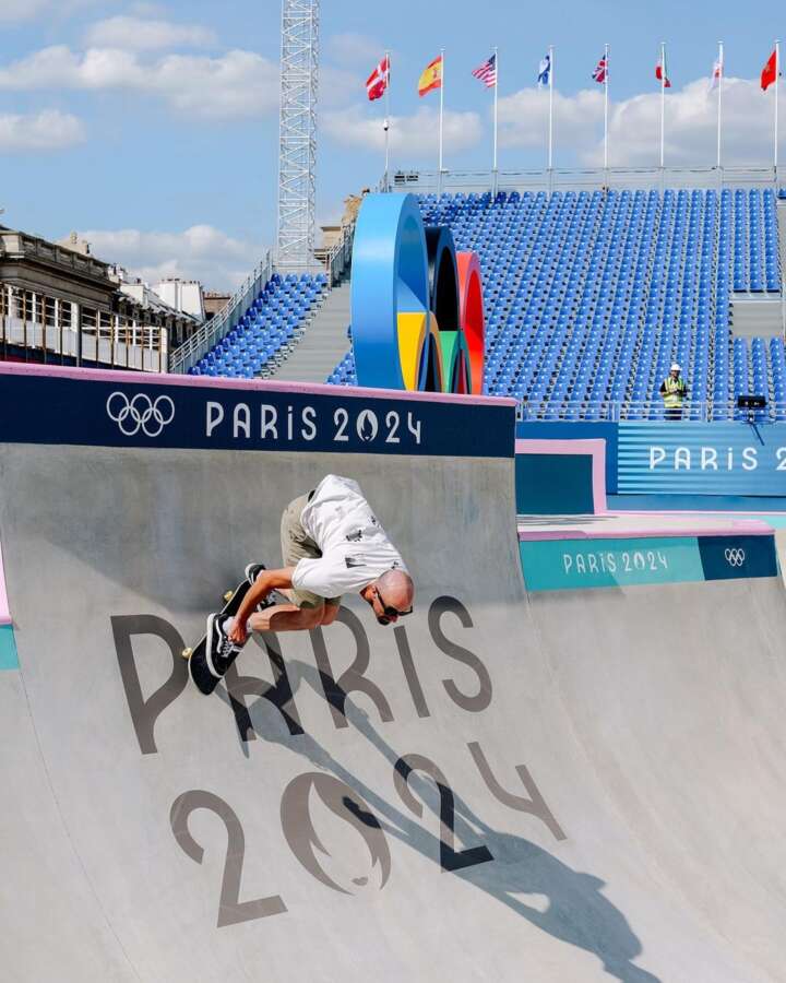 Skateboarder riding bowl at the Paris 2024 Olympic skateboarding venue